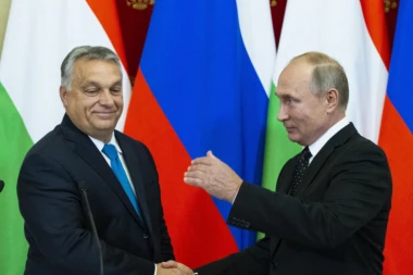 PUTIN STVARA EVROPU PO SVOJOJ MERI