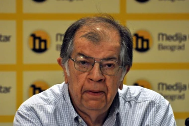 Kecmanović objasnio Sarajliji: SRBI SU OSNOVA SVIH NARODA U BIH, Bošnjaci pate od nesigurnog identiteta