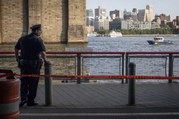 BOLESTAN IZLIV BESA: Majka BACILA decu kroz prozor, a BEBI udarala glavu o POD!