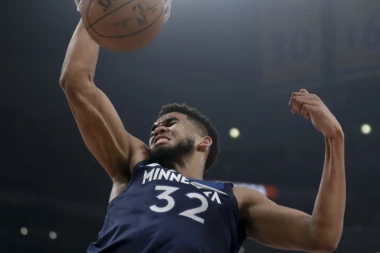 ZA NAJBOLJEG - NAJBOLJE: Centar Minesote potpisao ugovor vredan 190 miliona!