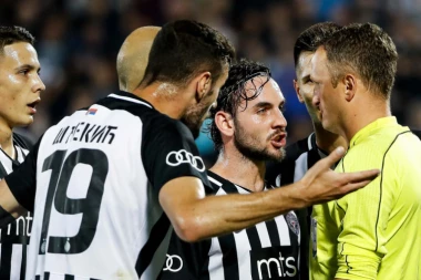 SUPERLIGAŠIMA PREKIPELO: Hoćemo VAR, dosta je bilo sudijskih nedoumica!