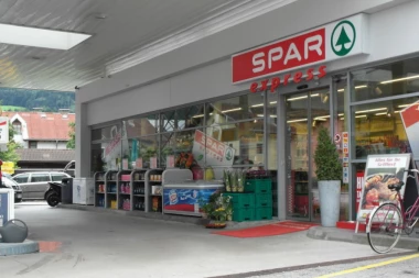 Špar kupuje IDEU, Rodu i Merkator?!