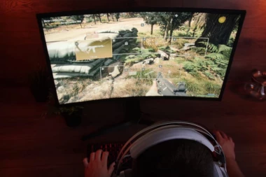 (VIDEO) Acer predstavio seriju ZAKRIVLJENIH GEJMING DISPLEJA!