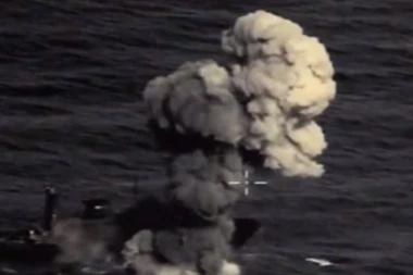 (VIDEO) BRITANCI PRESTRAŠENI: Ovako Putin neprijatelja razara jednom raketom!