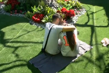 STANIJA PLAKALA ZBOG VLADIMIRA, A TEŠIO JE DRUGI MUŠKARAC!