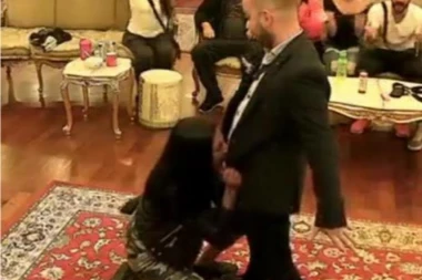 SKANDAL U PAROVIMA: Ukućani sinoć ORGIJALI!