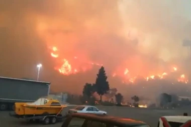(VIDEO) Veliki požar u Crnoj Gori!
