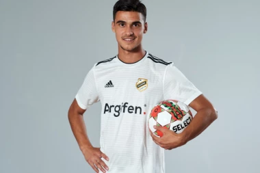 KUP SRBIJE PRUŽA ŠANSU NOVIM HEROJIMA: Zasijao novi biser Čukaričkog!