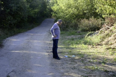 Horor! Petar Ćosić tražio gljive, pa naleteo na skelet žene u plavoj haljini