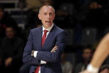 TOMIĆ: Karakter ekipe se gradi na strani!