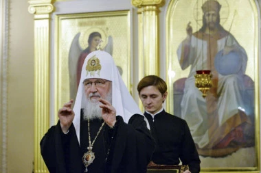 RUSKI PATRIJARH PORUČIO PODGORICI: Prekinite sa progonom SPC! Lider sekularne države ne može da stvori crkvu