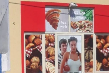 Kada vidite izlog ove pekare, ZNAĆETE DA JOJ JE GAZDA SRBIN!