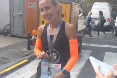 VIŠE OD 3.000 TAKMIČARA: Cvijanovićeva i Kipruto pobednici BGD polumaratona