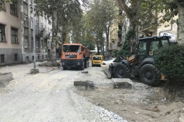 Vesić otkrio zašto su radovi u Strahinjića bana toliko kasnili! Nećete verovati kada čujete odgovor