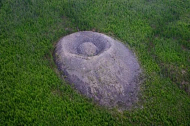 (VIDEO) ŠTA JE OVO?! NAJVEĆA MISTERIJA NAŠE PLANETE SE NALAZI U RUSIJI!