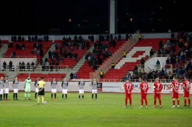 Minut ćutanja u Nišu za malog Dušana Todorovića