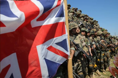 KAŠIKOM NA STENU: BRITANIJA ŠALJE 800 VOJNIKA NA ARKTIK ZBOG RUSA