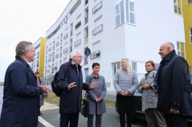 BRAVO: Dodeljen prvi stan u kompleksu za izbeglice i raseljena lica u Ovči