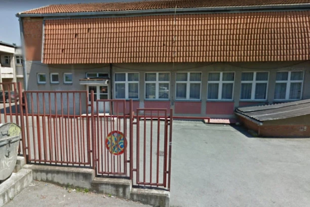 SKANDAL U OSNOVNOJ ŠKOLI NA ČUKARICI: Majka nastavnika oralno zadovoljila kako bi sinu popravila ocenu