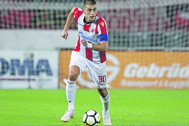 (VIDEO) Vujadin Savić se oporavio - Zvezda objavila slavljenički snimak!