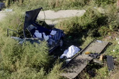 SVEDOCI STRAVIČNE TRAGEDIJE NA PANČEVCU: Auto sa OCEM I ĆERKOM se prevrtao kroz vazduh, SVI SU VRIŠTALI!