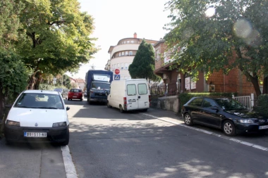 HTELI DA KIDNAPUJU UČENICU (11): Plašila sam se da više neću videti mamu!