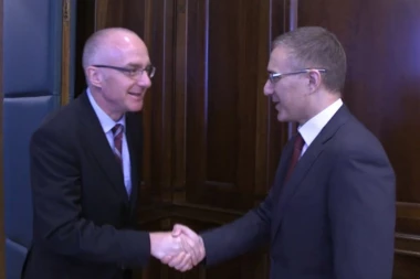 (VIDEO) ODLIČNA SARADNJA SRPSKE I NEMAČKE POLICIJE! Sastali se Stefanović i Šib