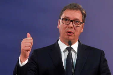 VUČIĆ O SKANDALOZNOJ PROVOKACIJI NA HRT: Mržnja nikom ne donosi dobro, Srbi i Hrvati će morati zajedno da rade