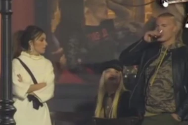 (VIDEO) Brendon poručio Dorotei: SMRDI TI P*ČKA!
