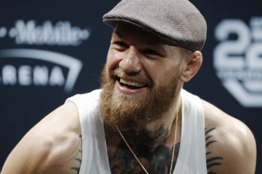 Konor je slomljen čovek! Da li je Habibov menadžer uvredio Irce?