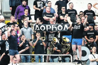 ŽUSTRA RASPRAVA VOĐE "PARTIZANOVACA" I BIVŠEG TRENERA CRNO-BELIH - KIMI: UZIMAO SAM  PARE OD IGRAČA,  A TI SI, DULE, DOVEO ZVEZDAŠE NA JUG