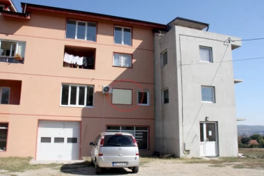 DRŽALI GA KAO ŽIVOTINJU 3 NEDELJE: Evo zašto zatočeni električar NIJE SMEO da prijavi zelenaša GODINU DANA!