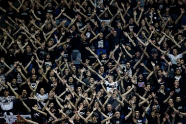 "Grobari" oduševili i košarkaše Zadra