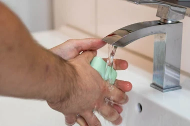 Koliko često peremo ruke nakon upotrebe toaleta? Mapa Evrope koja će vas iznenaditi