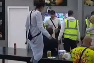 (VIDEO) VODITELJ PREKINUO EMISIJU I SVAKU RASPRAVU NA OVU TEMU!