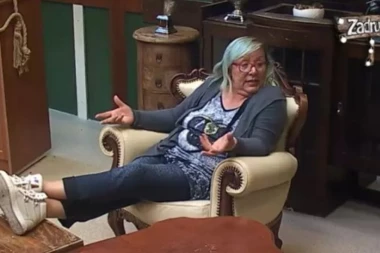 (VIDEO) Zorica sa Stanijom OGOVARALA DEVOJKE, pa OPET POTKAČILA LUNU!