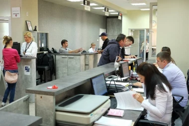 Danas počinje plaćanje odloženih poreza i doprinosa