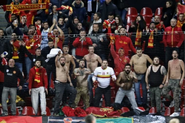 Navijači CG: Bez politike protiv Srbije, samo podrška