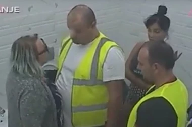 Zorica skočila da bije Aleksandru: Celulitaro, hoćeš da brojim u Kaluđerici ko te je je*ao!