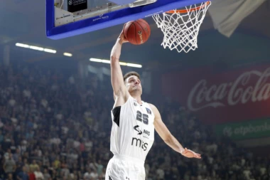 LEPA VEST ZA "GROBARE": Zagorac i Si igraju protiv Krke