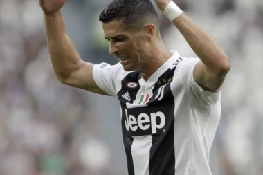Ronaldo se vratio na "Old Traford" nije izostalo pitanje o "silovanju"!