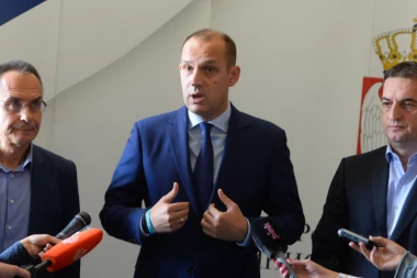 LONČAR ISPRAVLJA BRLJOTINE "ŽUTIH": Uzbunjivaču Borku Josifovskom ponudio posao u njegovom timu