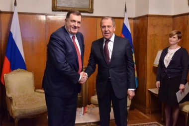 Lavrov preneo Putinove čestitke Dodiku i Cvijanovićevoj