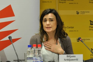 19. marta kreću ful simptomi! Kao da sam u napornom snu, samo tonem: Novi post Biljane Srbljanović izazvao erupciju na mrežama