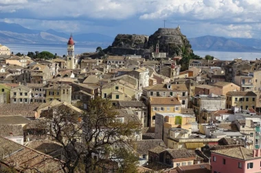 GRČKO OSTRVO KOJE SVI SRBI ZNAJU: Krf idealan i u oktobru