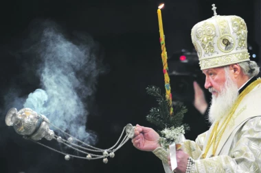 OGLASILA SE RUSKA PRAVOSLAVNA CRKVA POVODOM NEMIRA NA CETINJU! Prst uprla u JEDNOG ČOVEKA!