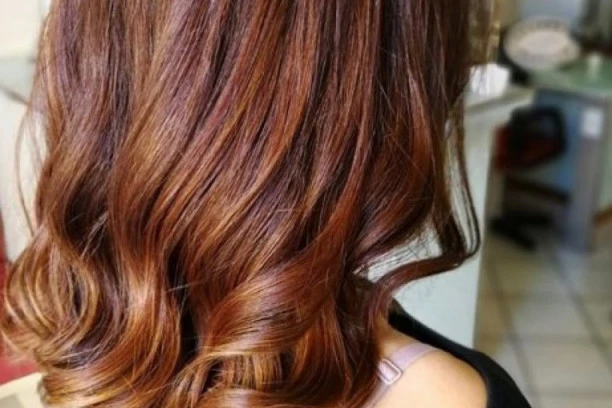 Jednostavna maska od dva sastojka saučuvaće vašu kosu i učiniti vas neodoljivom