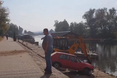 (VIDEO) Golfom zamalo sleteo u Ibar, pogledajte šta ga je zadržalo!