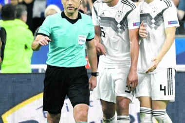 MAŽIĆ SVIRAO  DVA PENALA  razljutio i Nemce i Francuze!