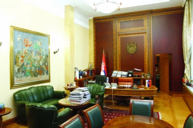 SRPSKI TELEGRAF U NAJBEZBEDNIJOJ KANCELARIJI U SRBIJI: Đinđićeva soba otporna i na zolju